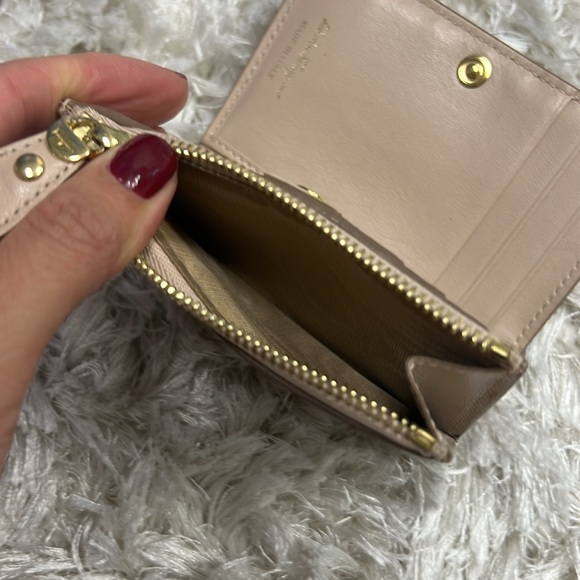 Authentic small Ferragamo wallet - Picture 8 of 8